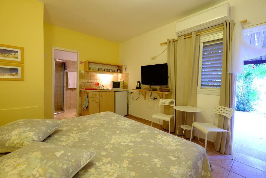 Gil'S Guest Rooms Неве-Зоар Номер фото